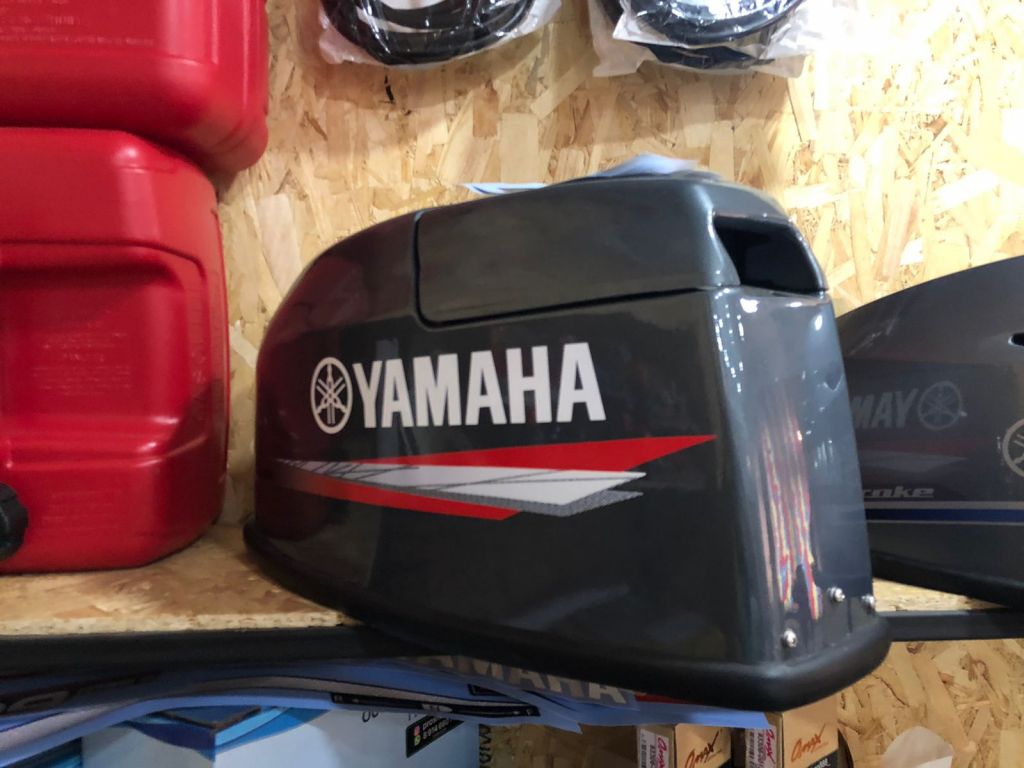 Капот ,крышка Yamaha CV 25-30лс