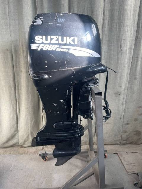 Лодочный мотор Suzuki DF100