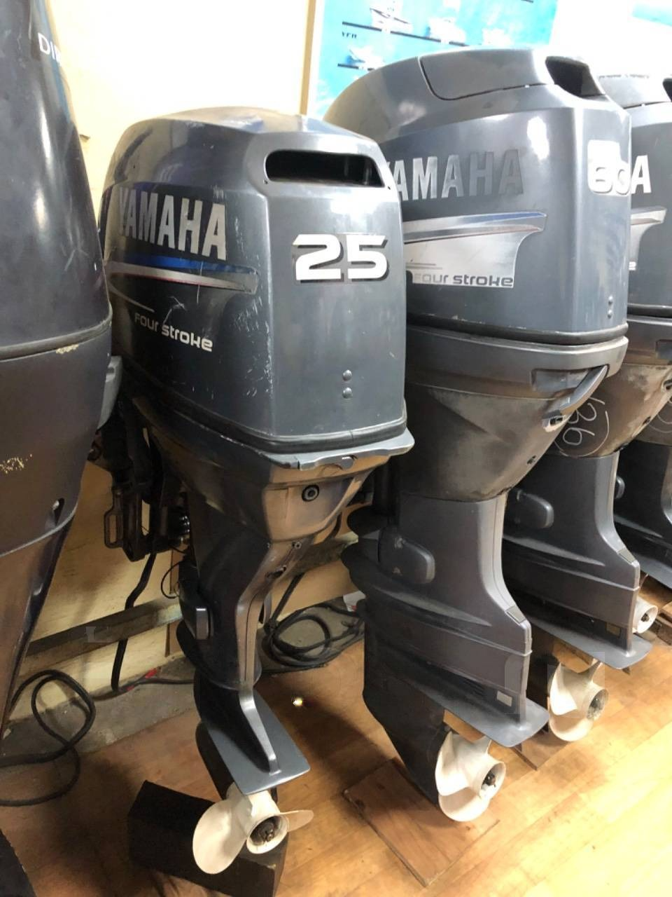 Продам лодочный мотор Yamaha 25 4х тактный